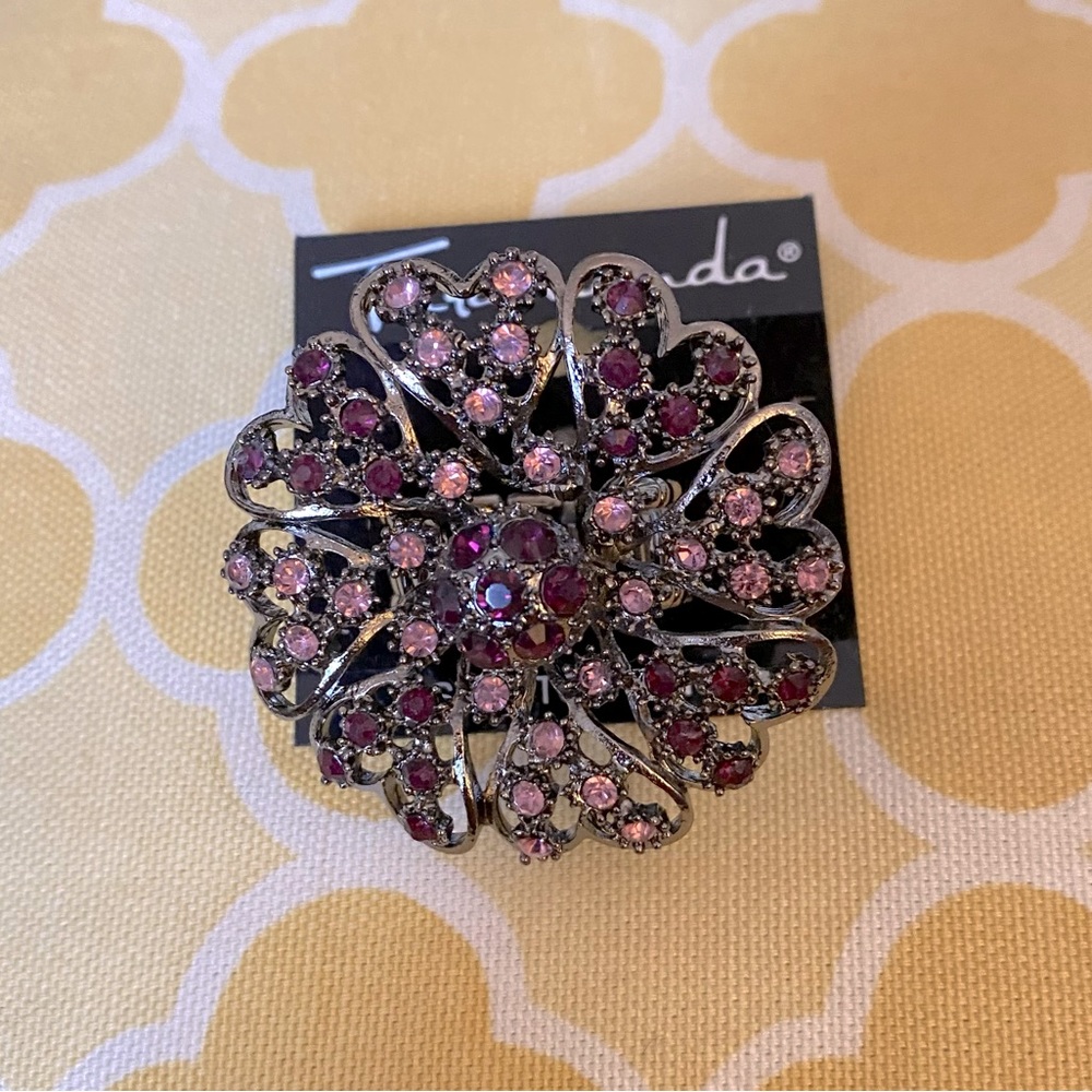 Flower Crystal Rhinestones Elastic Metallic Ring NWT